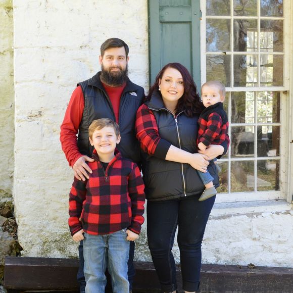 Meet your Posher, Cassidy - Picture 1 of 1